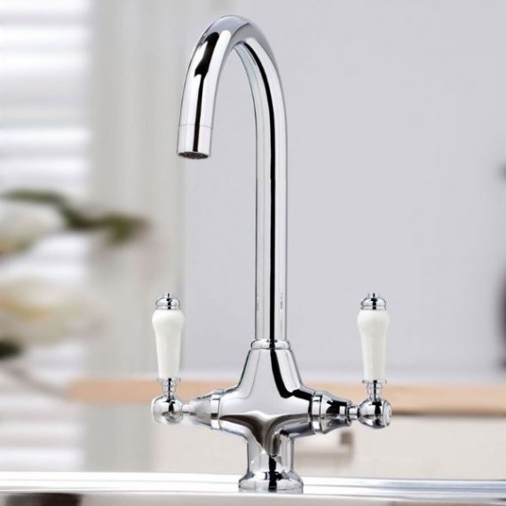 Traditional Lever Kitchen Tap Chrome